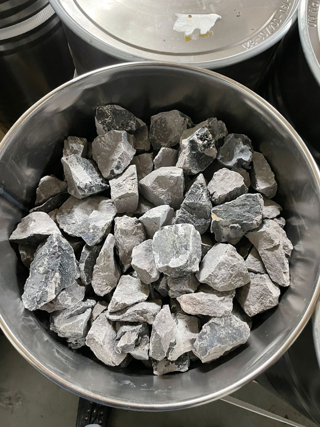 A Klasse Carbid Grote en kleine hoeveelheden