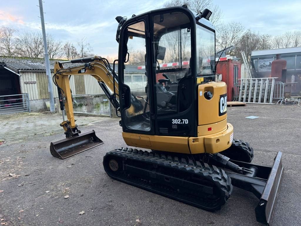 CAT 302.7 D CR