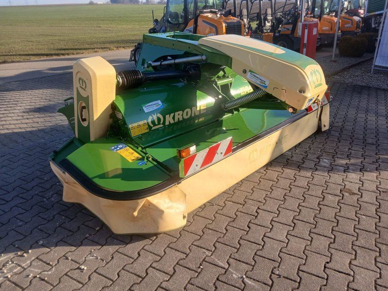Krone EasyCut F320 CV gezogen
