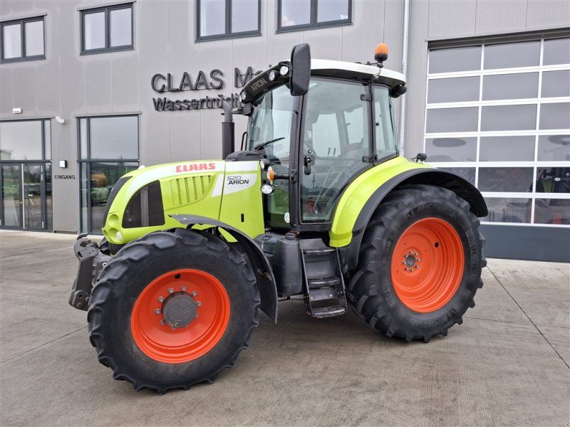 Claas Arion 520 CIS