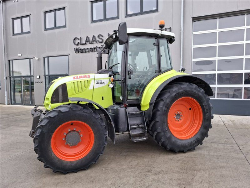 Claas Arion 520 CIS