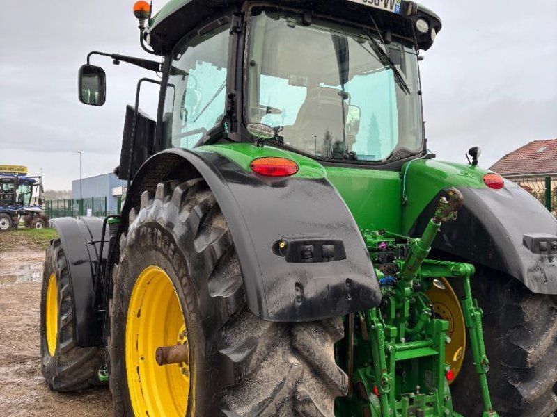 John Deere 7230R 6.8L