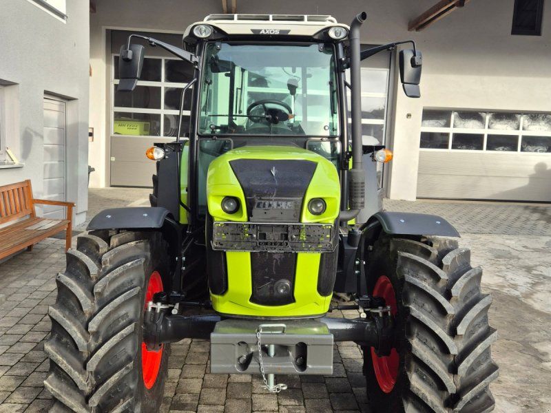 Claas Axos 240