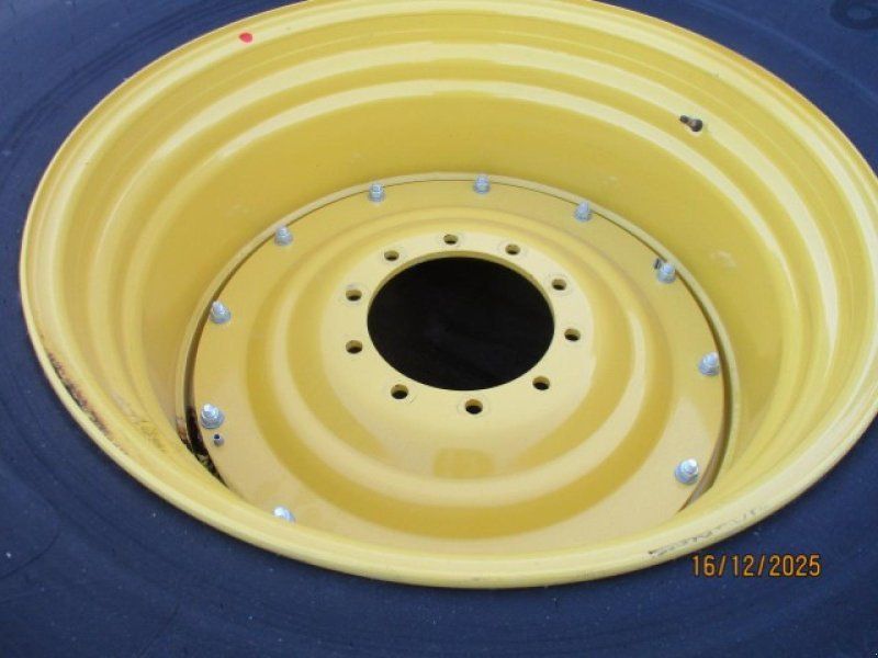 Continental 650/85R38  600/65R30