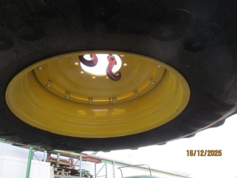 Continental 650/85R38  600/65R30