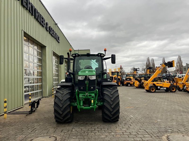John Deere 6215R Premium