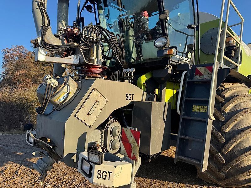 Claas Xerion 3800 Saddle Trac mit SGT Gülleaufbau