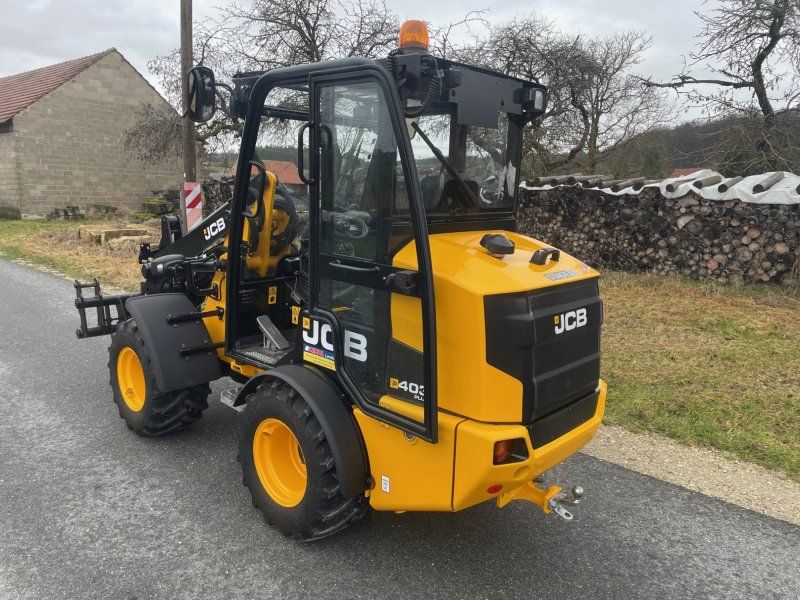JCB 403 Agri Plus