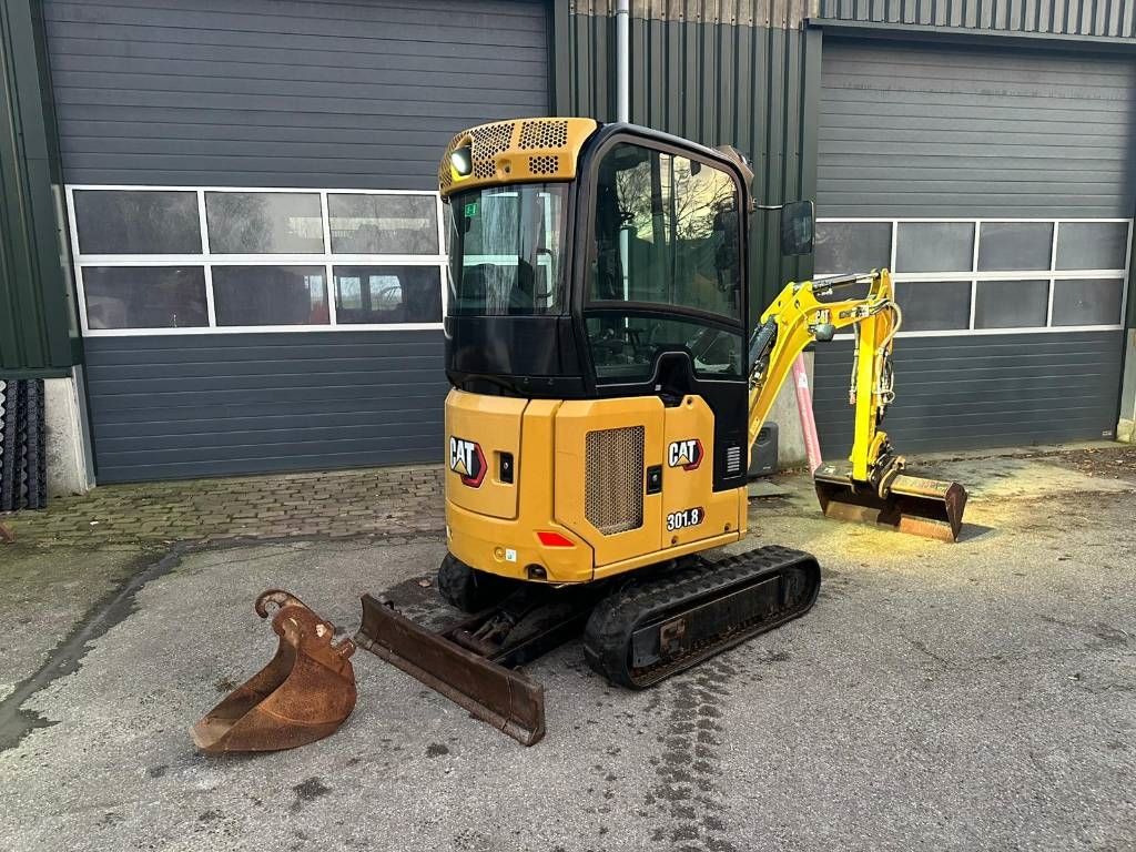 CAT 301.8