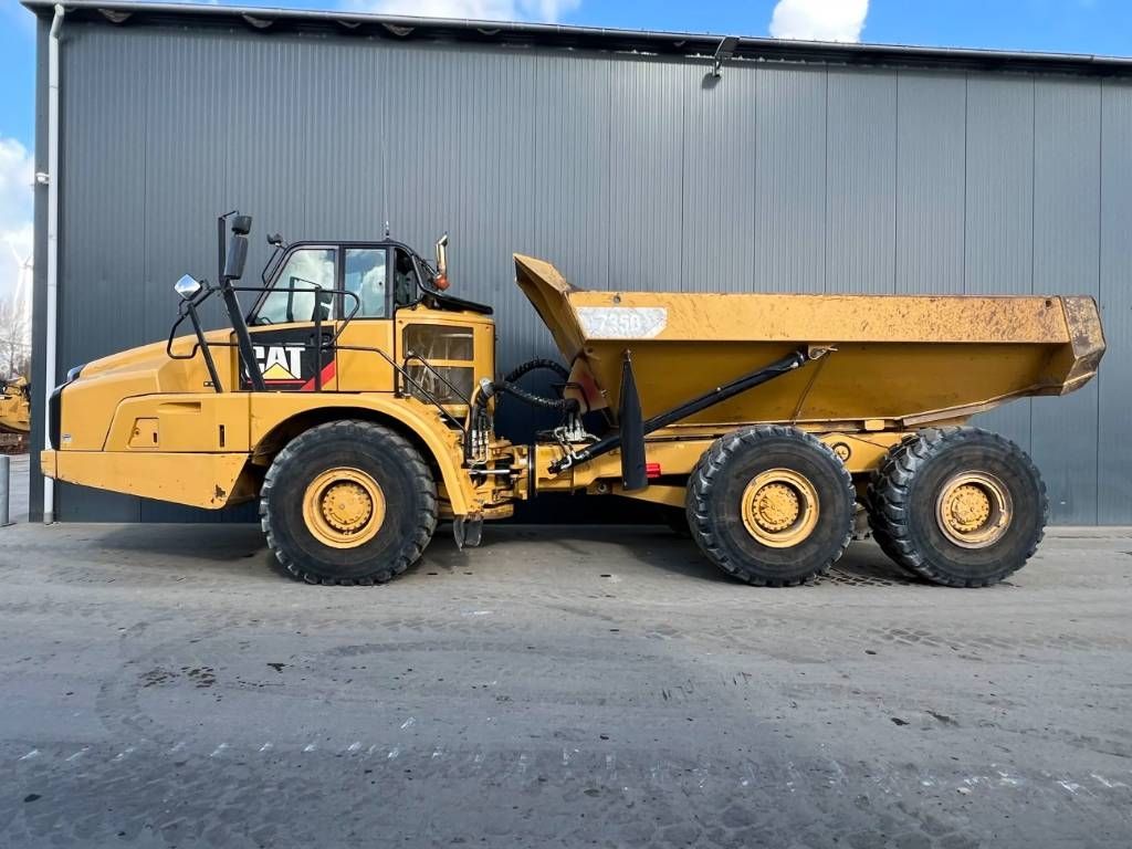 CAT 735 | 735B