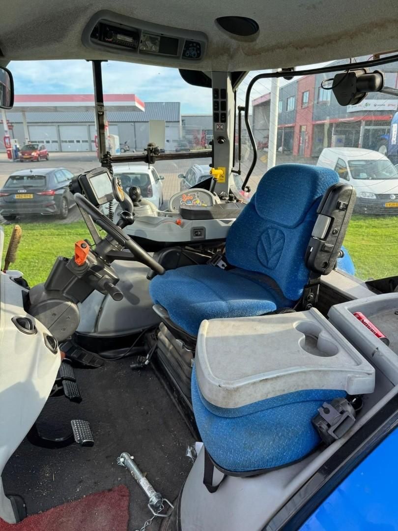 New Holland T 7040 WG4306