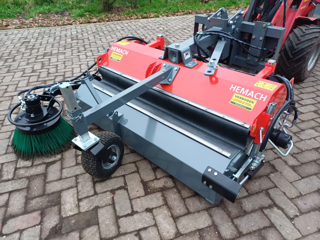 Hemach Demo veegmachine | Diverse uitvoeringen leverbaar |