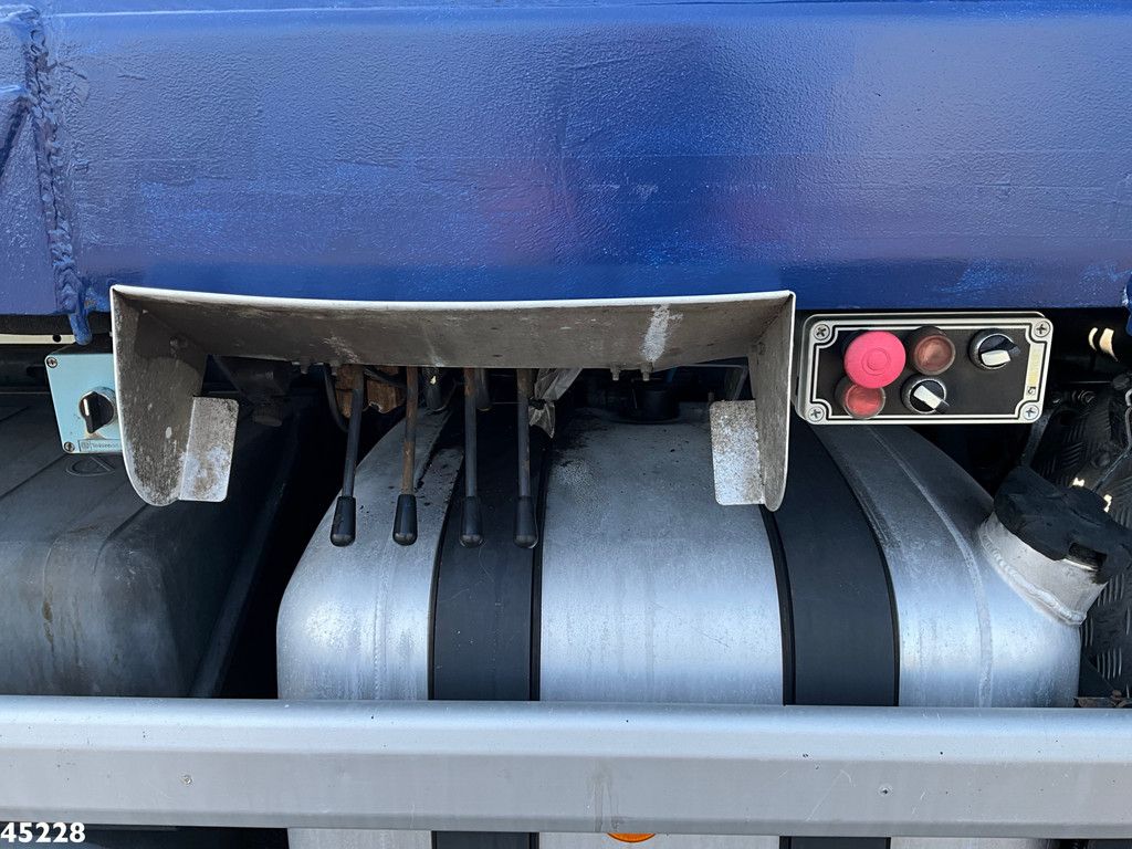 Mercedes-Benz Antos 2542 6x2 Euro 6 Hyva 18 portaalarmsysteem