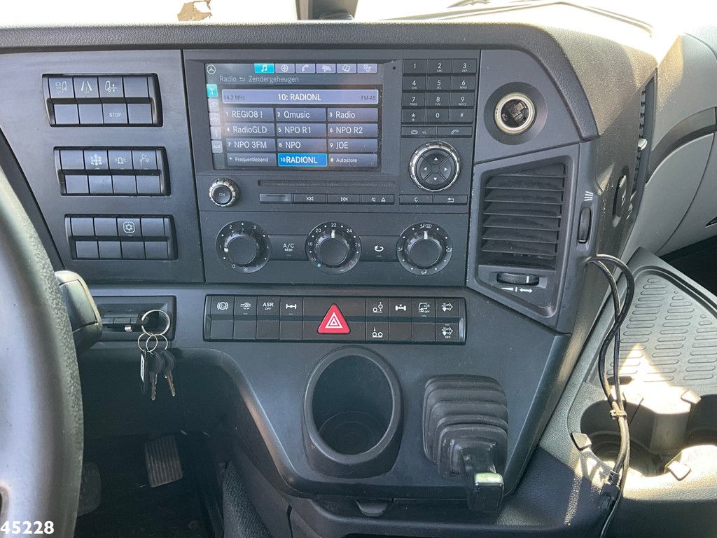 Mercedes-Benz Antos 2542 6x2 Euro 6 Hyva 18 portaalarmsysteem