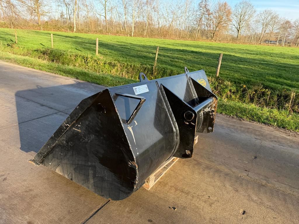 Manitou Grondbak 2.2m