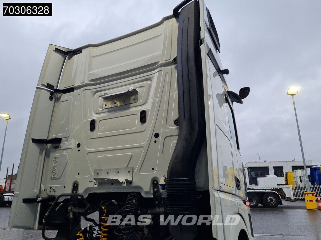 Mercedes Actros 1942 4X2 GigaSpace NL-Truck MirrorCam