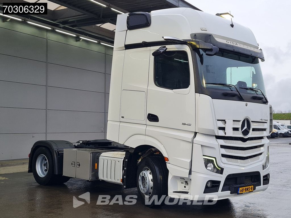 Mercedes Actros 1942 4X2 GigaSpace NL-Truck MirrorCam