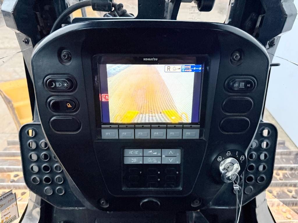 Komatsu D51PXi-24 - Topcon GPS / 6-Way Blade / Camera
