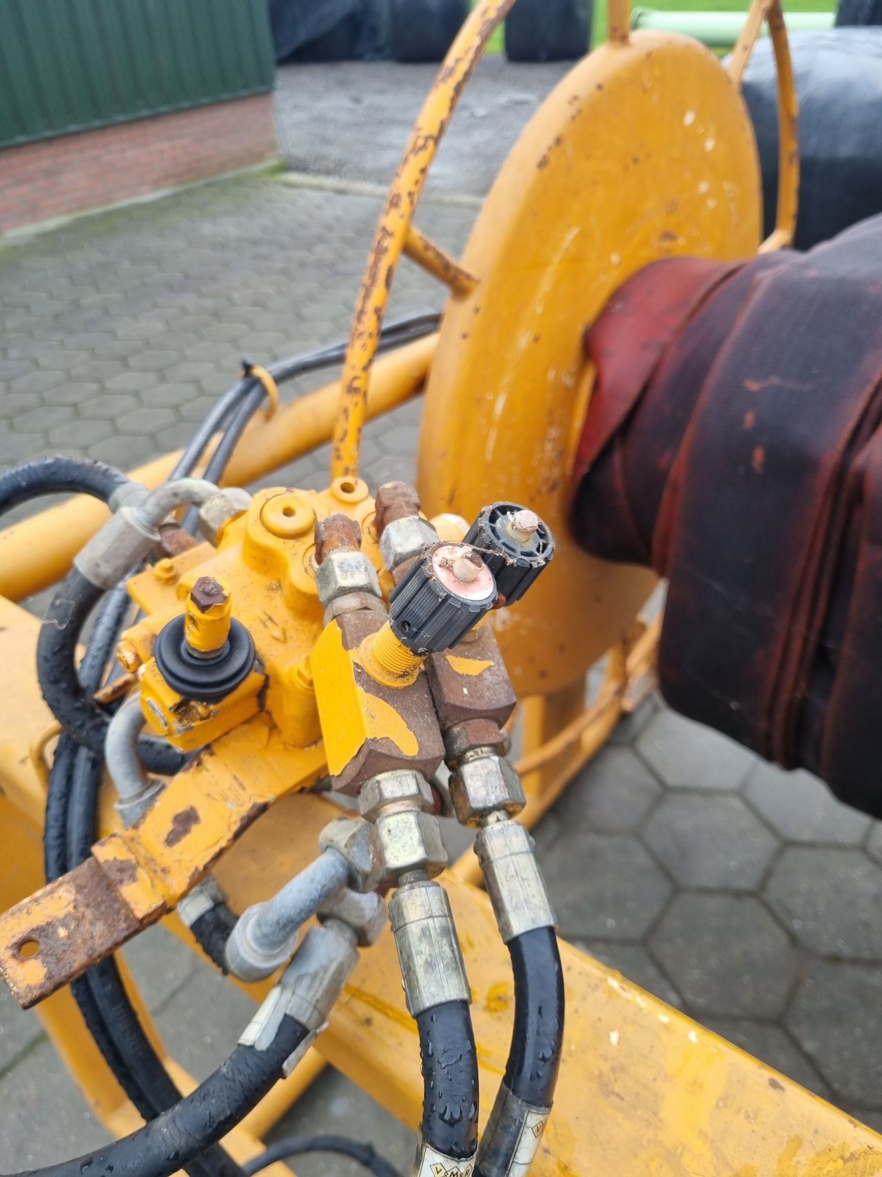 Veenhuis slangenhaspel met 400 meter Baars beregeningslang.