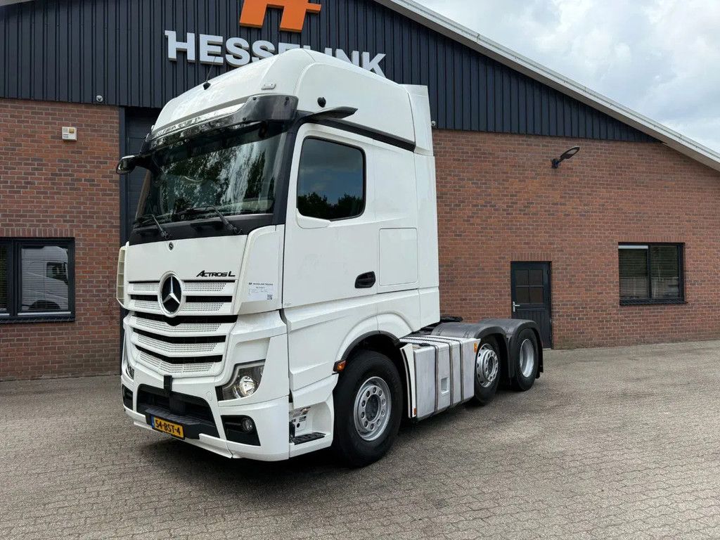 Mercedes-Benz Actros 2545 6X2 Gigaspace Standairco NL Truck 327.240KM Gestuurde voorloopas