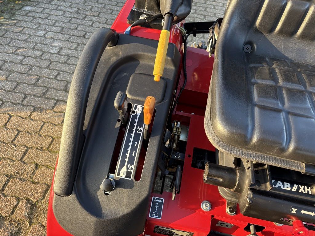 Shibaura ST318 gazonbanden