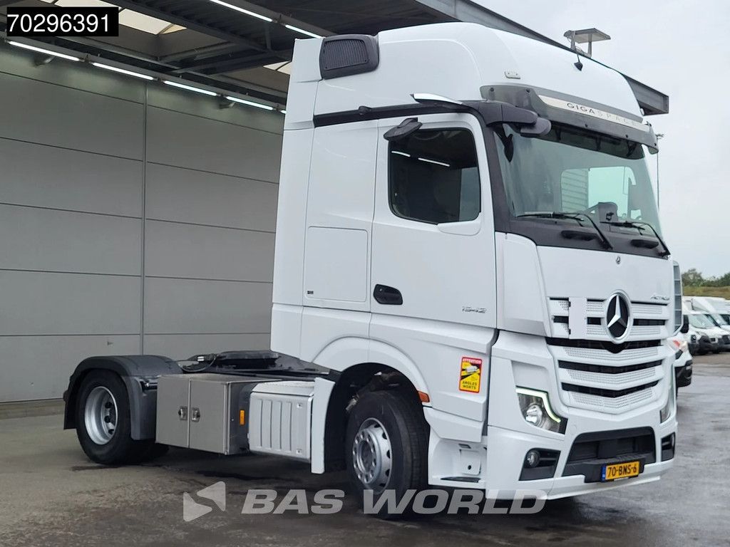 Mercedes Actros 1942 4X2 GigaSpace NL-Truck Standairco Navi Euro 6