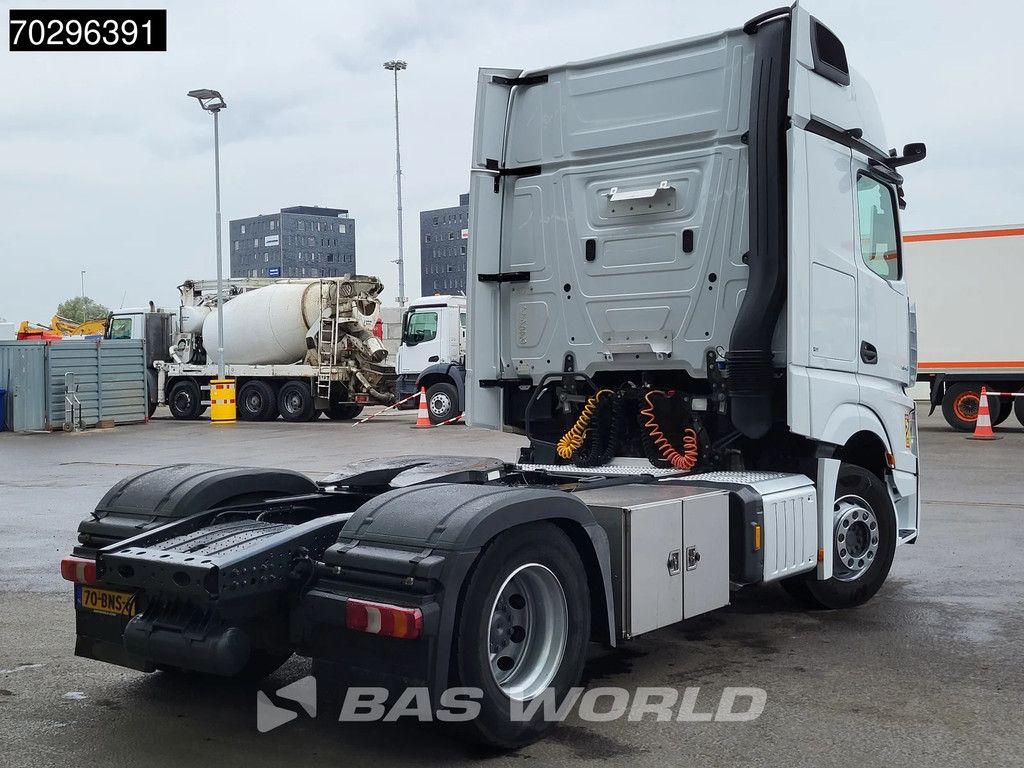 Mercedes Actros 1942 4X2 GigaSpace NL-Truck Standairco Navi Euro 6