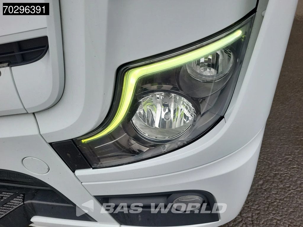 Mercedes Actros 1942 4X2 GigaSpace NL-Truck Standairco Navi Euro 6