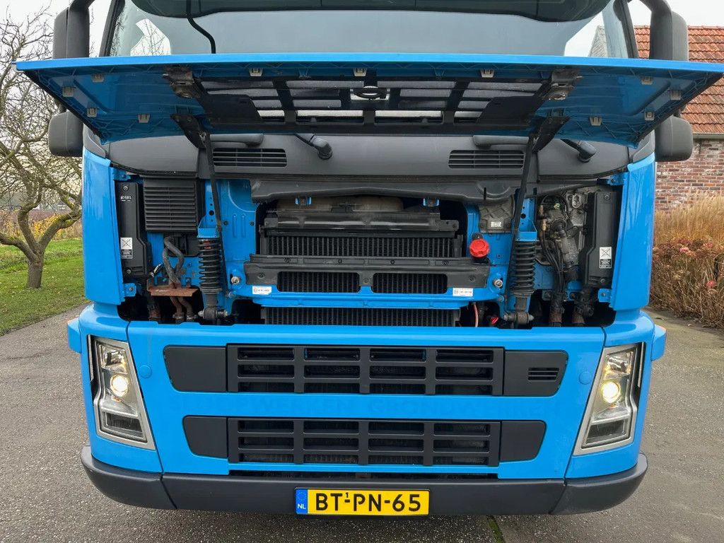 Volvo FM 340 / NL TRUCK / 4X2 / EURO5 / MACHINE TRANSPORT / HYDR. RAMP / WINCH