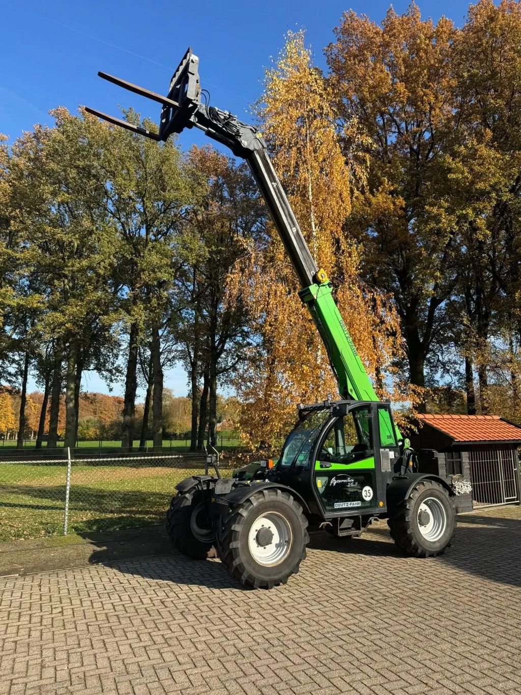 DEUTZ-FAHR 35.7 verreiker agrovector