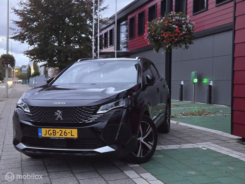 Peugeot 3008 GT Automaat – Panoramadak |Keyless |6M Garantie