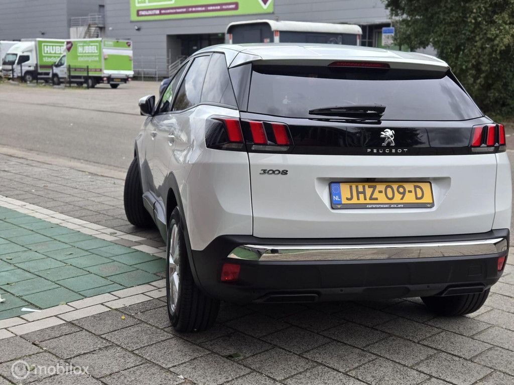 Peugeot 3008 Aut.| LED | Navi | Camera | PDC | 6M Garantie