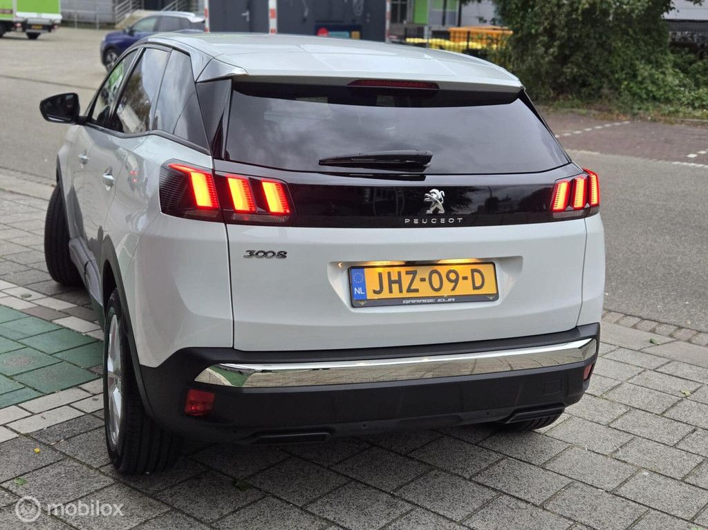 Peugeot 3008 Aut.| LED | Navi | Camera | PDC | 6M Garantie