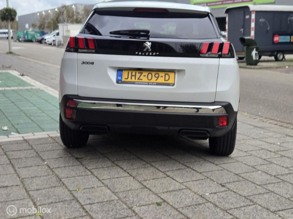 Peugeot 3008 Aut.| LED | Navi | Camera | PDC | 6M Garantie