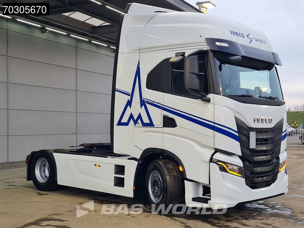 Iveco S-Way 490 4X2 Retarder 2xTanks Navi