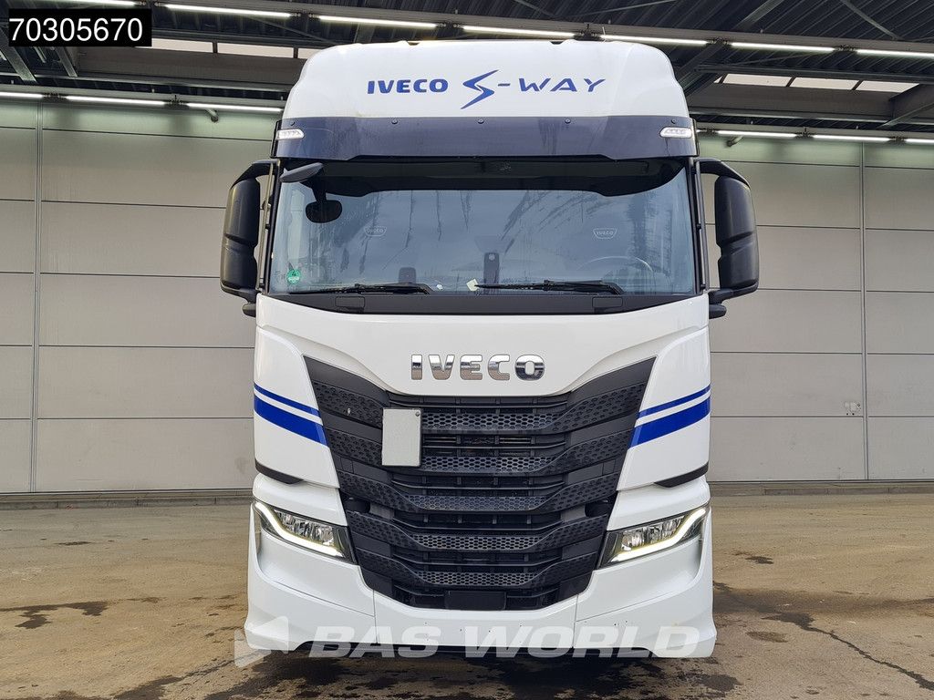 Iveco S-Way 490 4X2 Retarder 2xTanks Navi