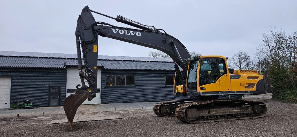 Volvo EC250 DL