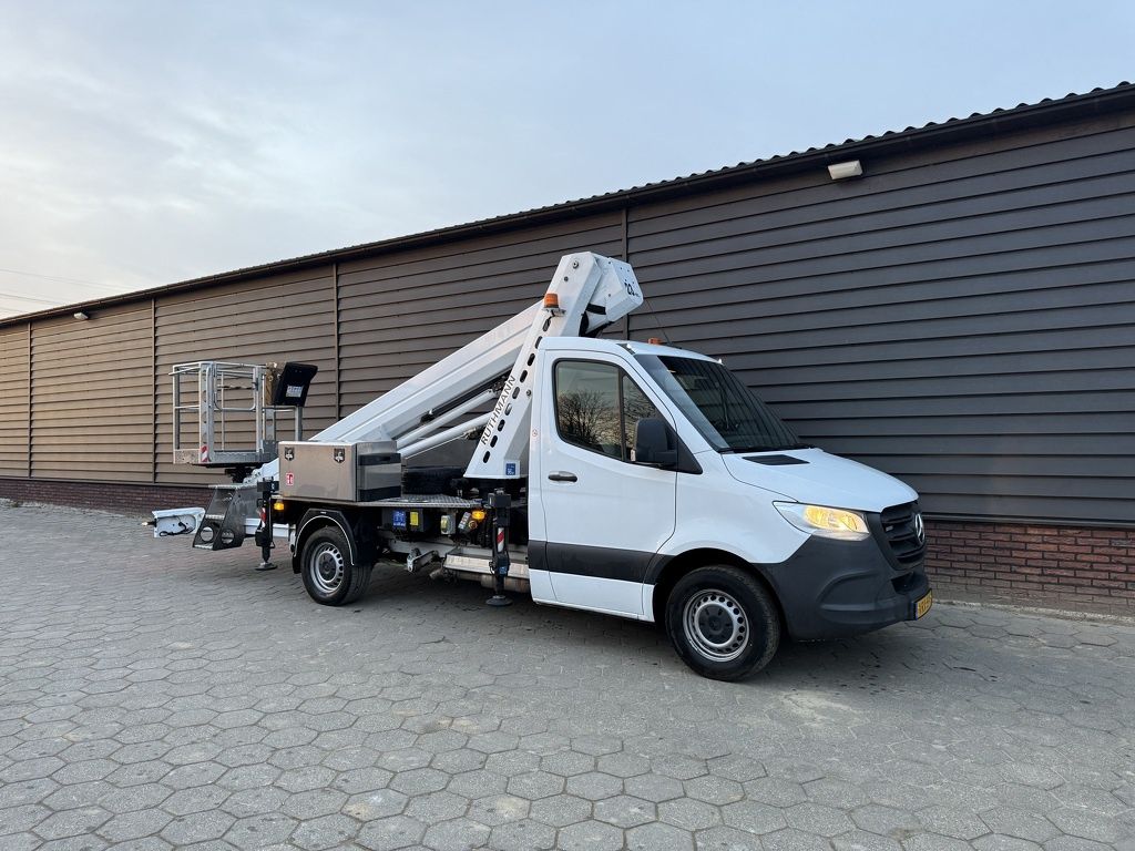 Mercedes-Benz autohoogwerker 23 M Ruthman ecoline 230