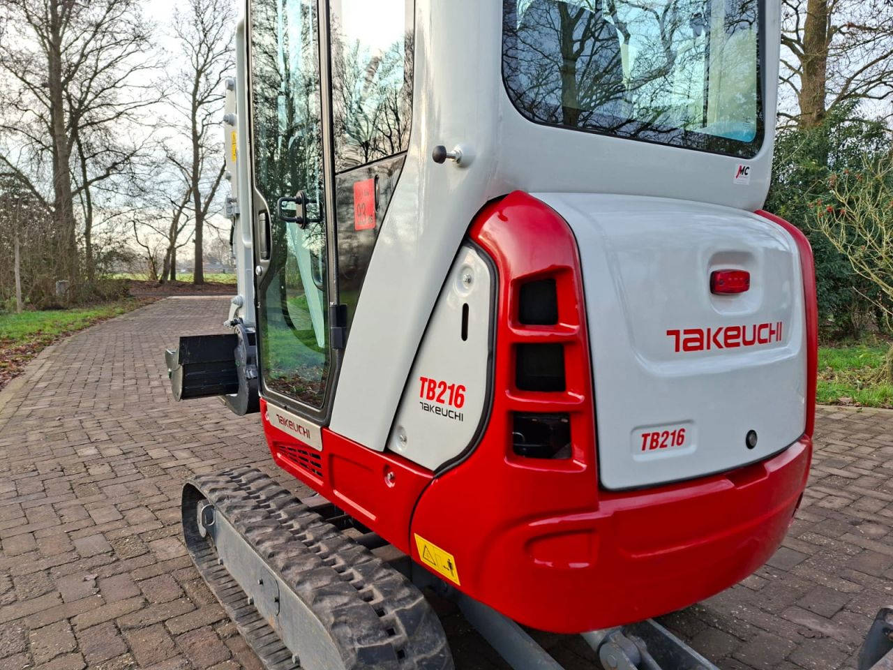 Takeuchi TB216 | bj2022 | 1514 uur | 3 bakken