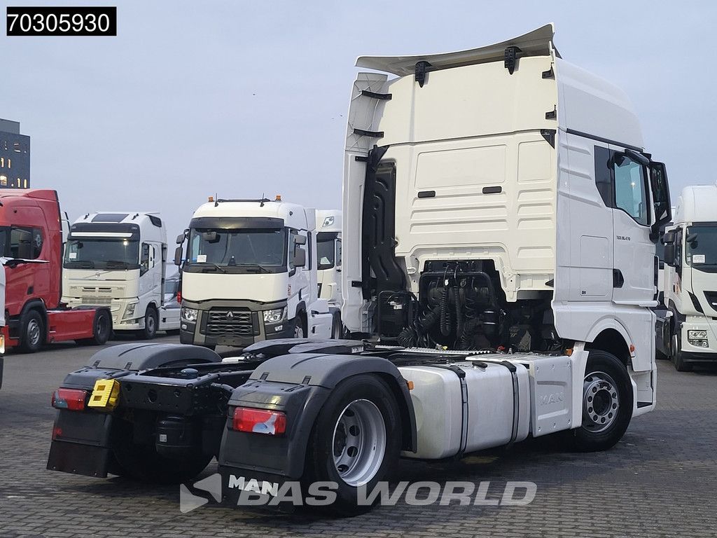 MAN TGX 18.470 4X2 GX 2xTanks 70% Tyres