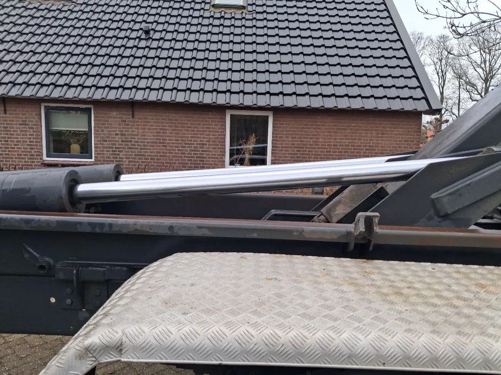 Zelfbouw Haakarm 16 ton 5-6m containers