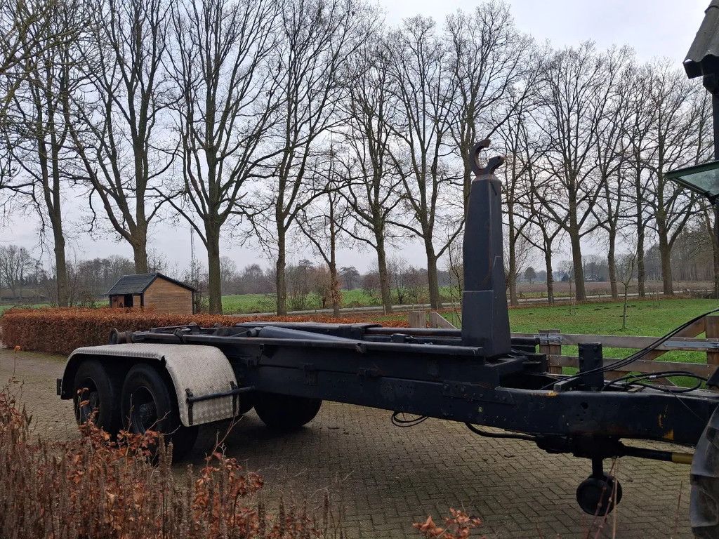 Zelfbouw Haakarm 16 ton 5-6m containers