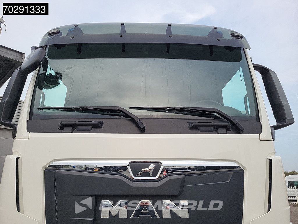 MAN TGS 40.400 6X4 NEW 6x4 chassis PTO Preparation Steelsuspension Big-Axle Automatic Euro 2