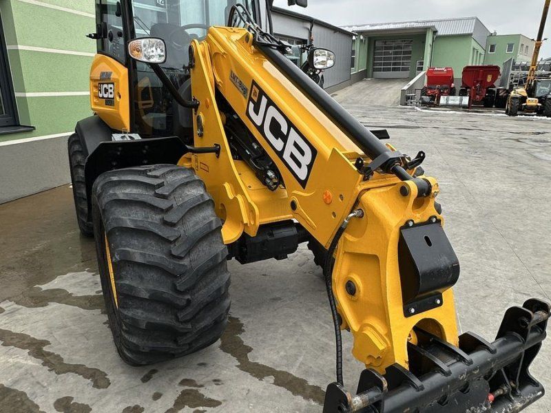 JCB TM 220 SV AGRI