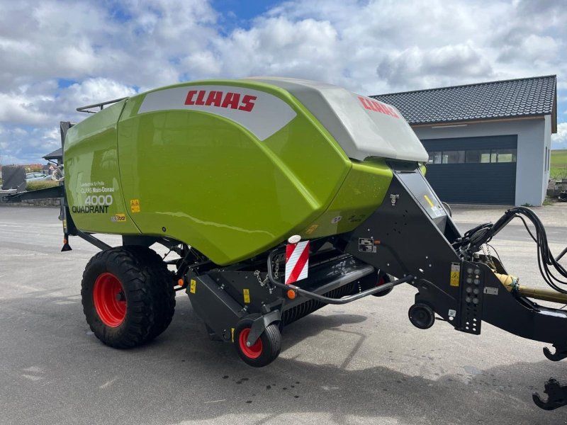 Claas Quadrant 4000