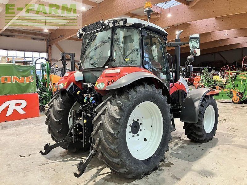 Steyr 4075 kompakt et profi