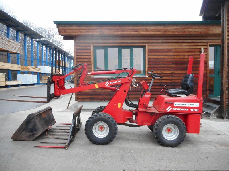Weidemann 1013 mit 3 Anbaugeräte