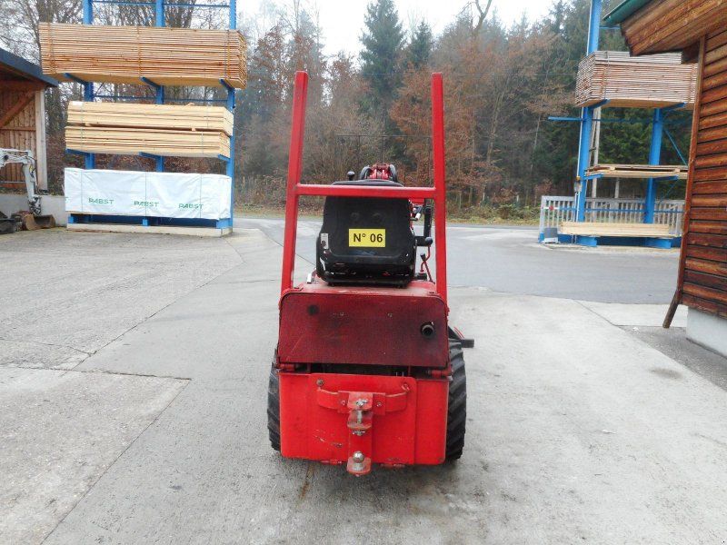 Weidemann 1013 mit 3 Anbaugeräte