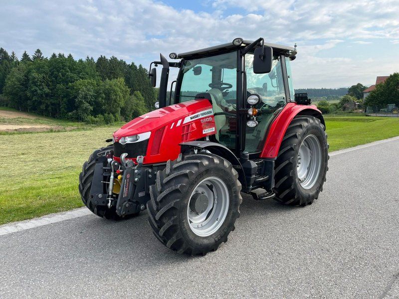 Massey Ferguson 5609 Dyna-4 Essential