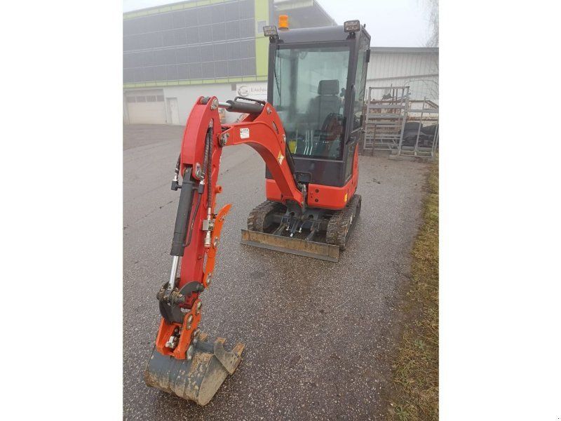 1,2 Tonnen Bagger mit Vollkabine und 3 Zylinder